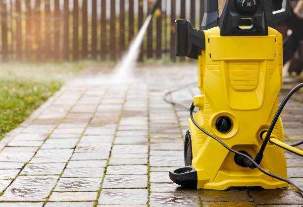 Best Machinery and Equipment Cleaning  in Madelia, MN